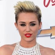 Malibu (Dillon Francis Remix) Lyrics - Miley Cyrus