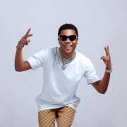 Vis Ta Vie Lyrics - Nikanor